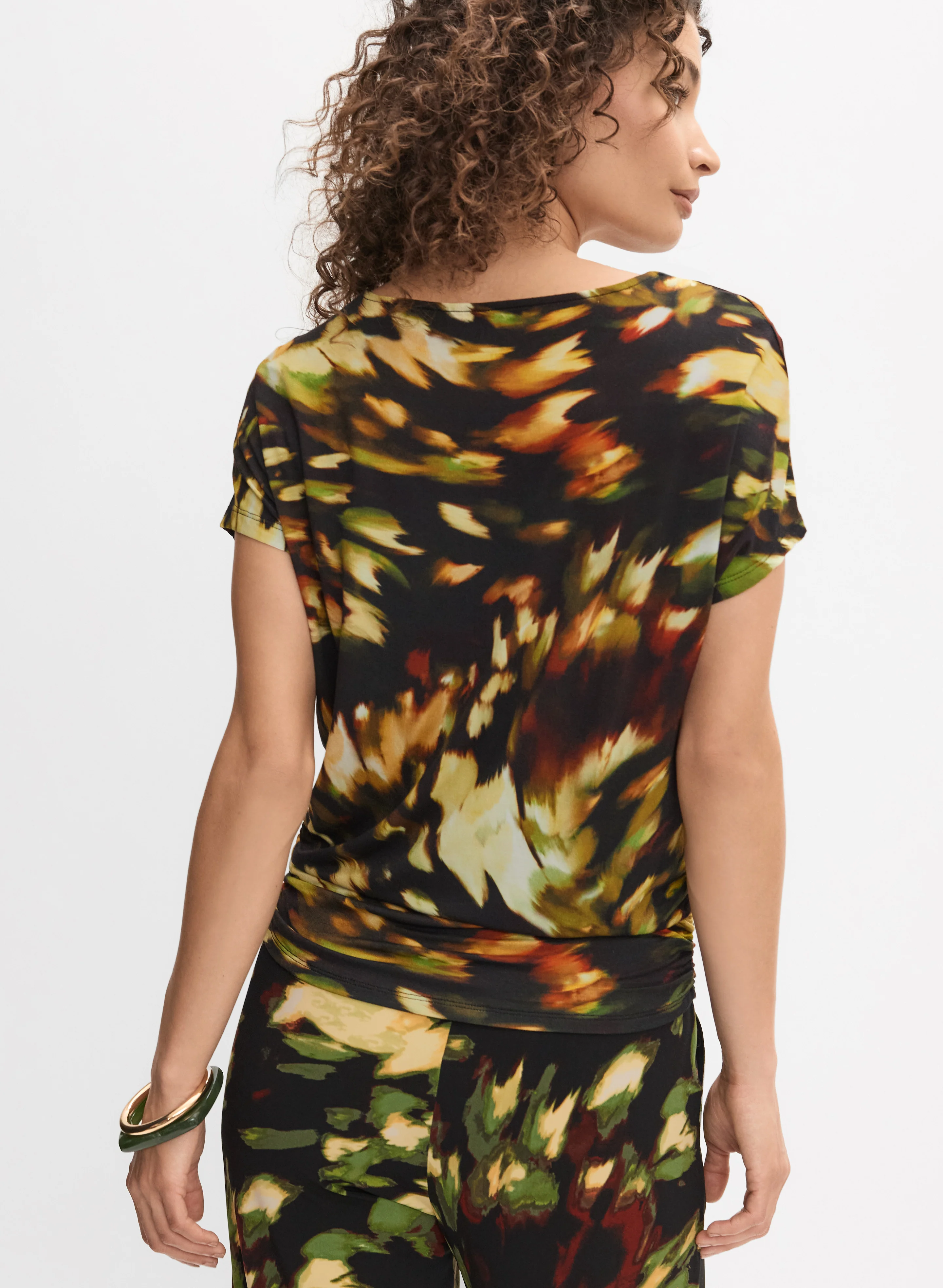Abstract Print T-Shirt - Image 4