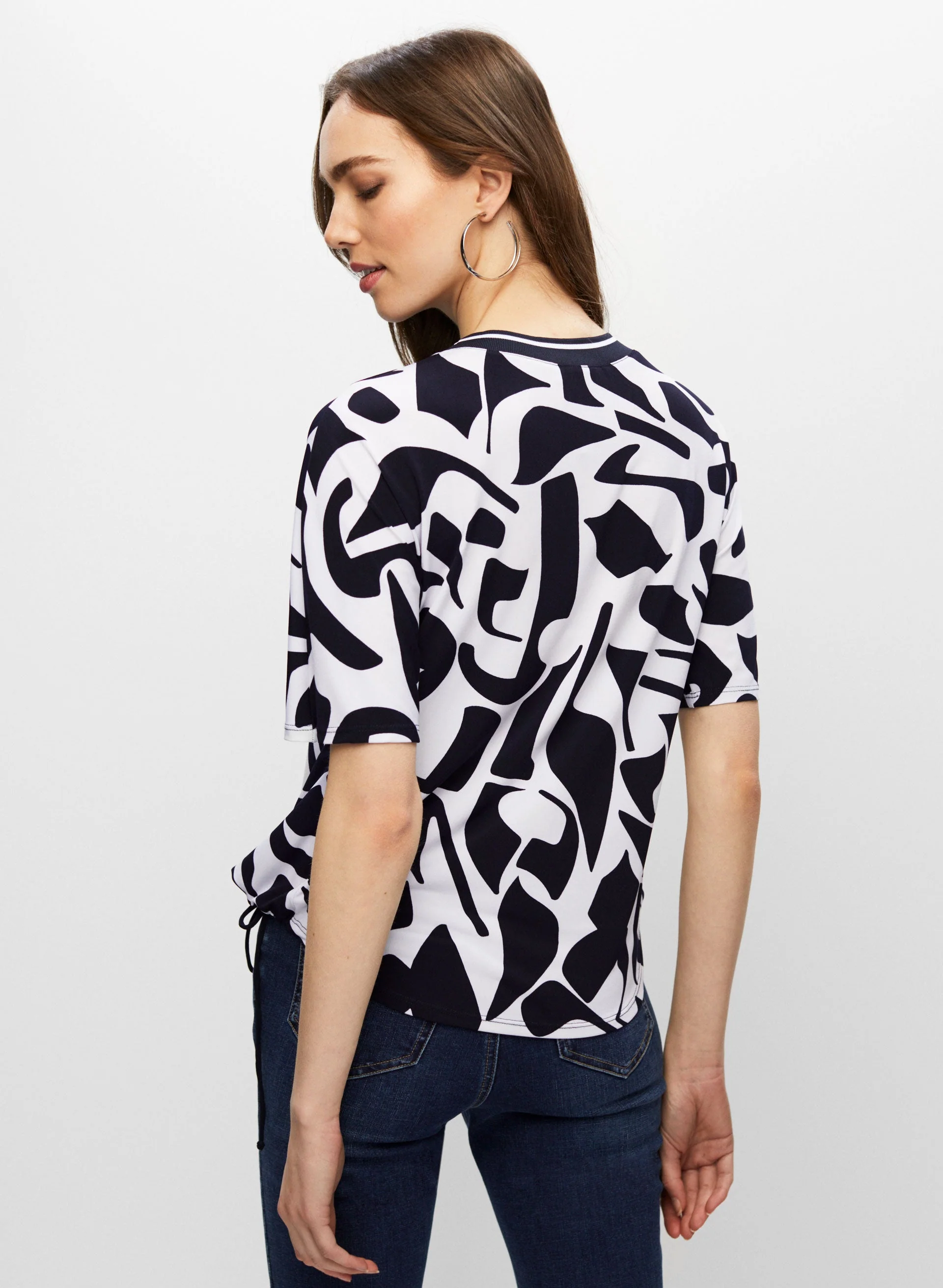 Abstract Print Top - Image 2