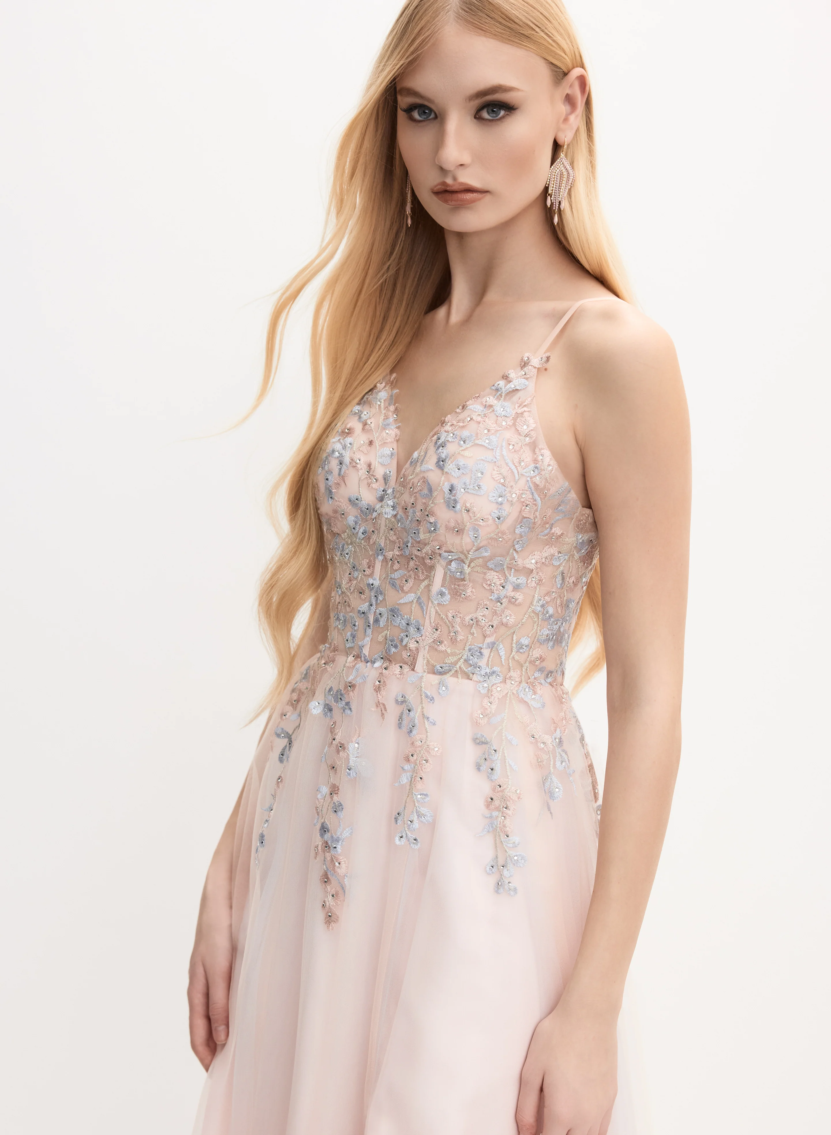Beaded Floral Embroidered Dress - Image 4