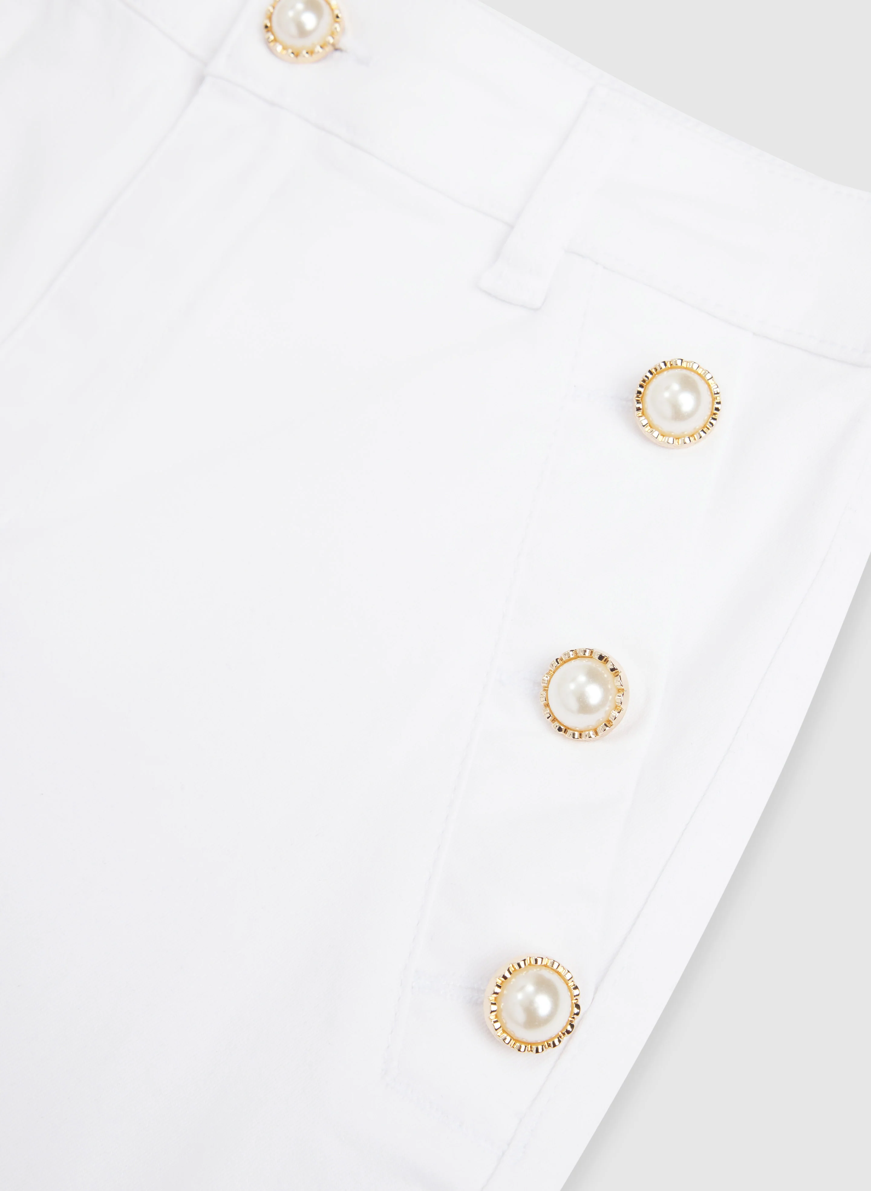 Button Detail Straight-Leg Capris - Image 7