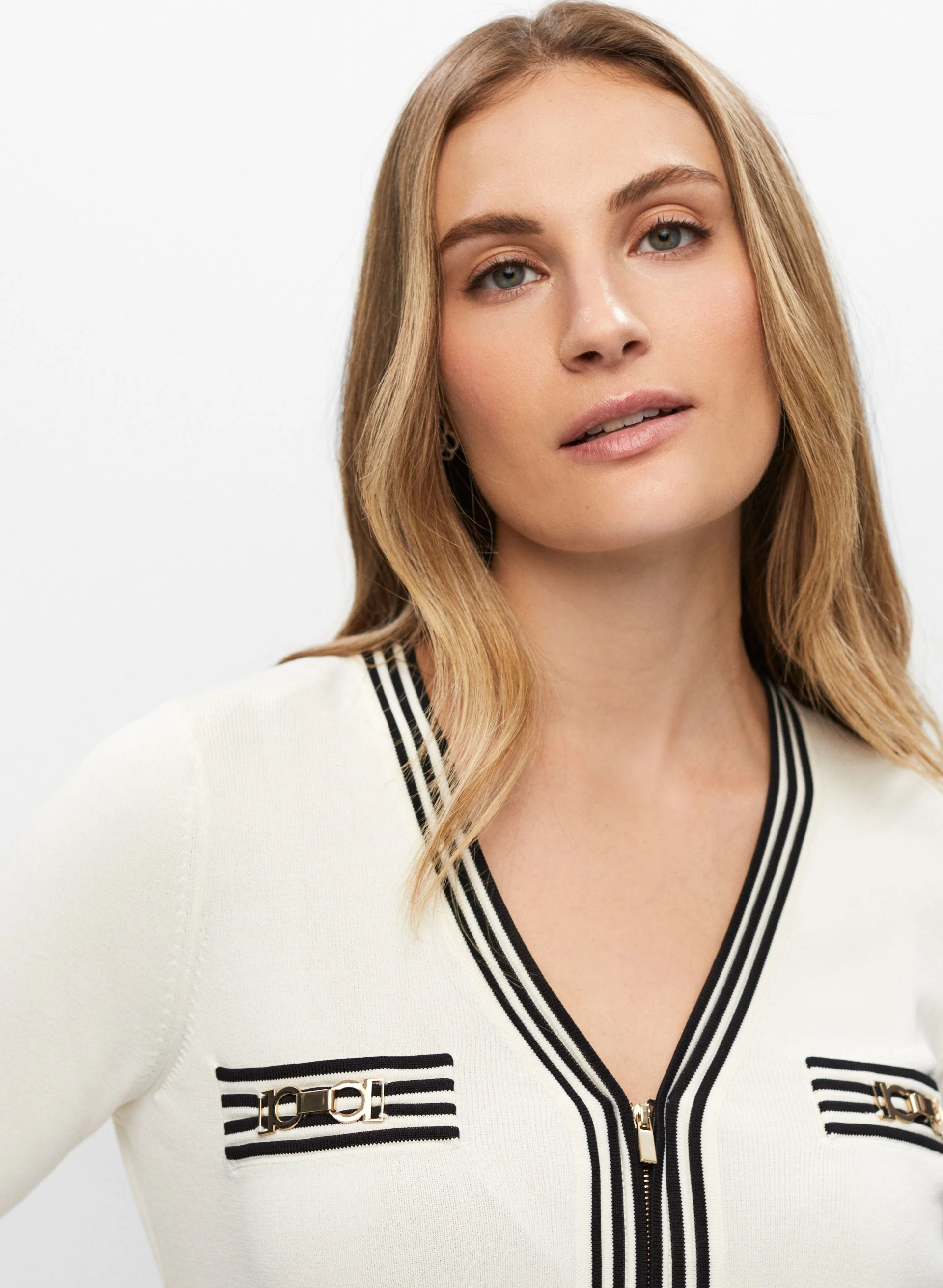 Contrast Trim Knit Cardigan - Image 2