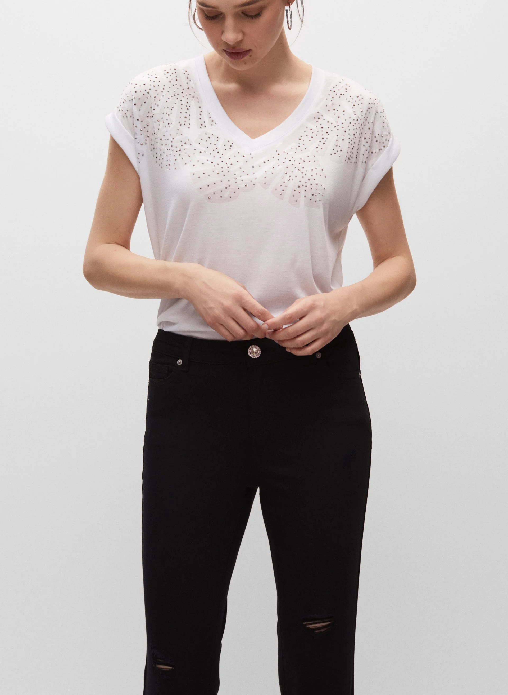 Distressed Slim Leg Jeans - Image 4