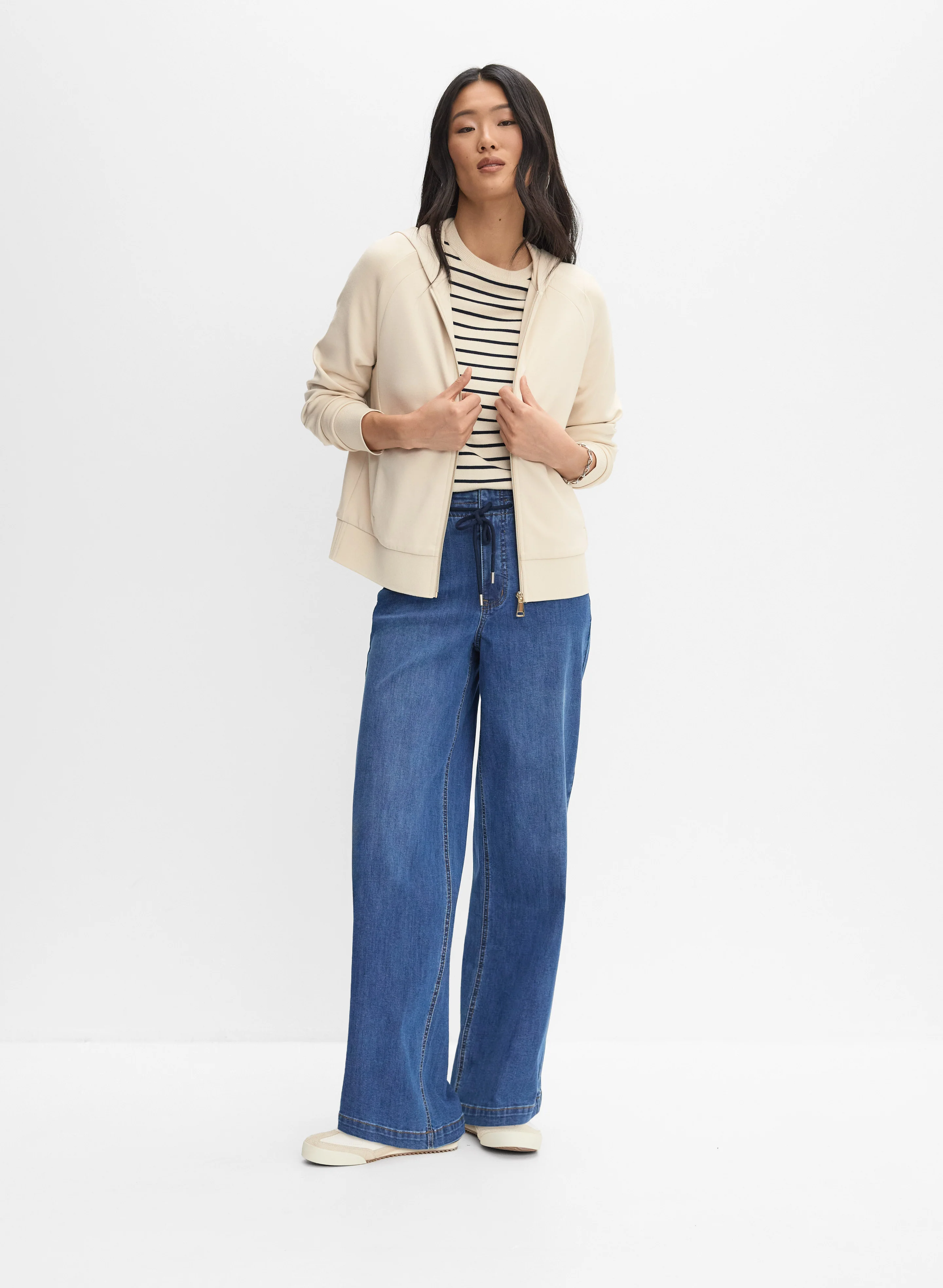 Hooded Lace-Up Detail Jacket - Image 9
