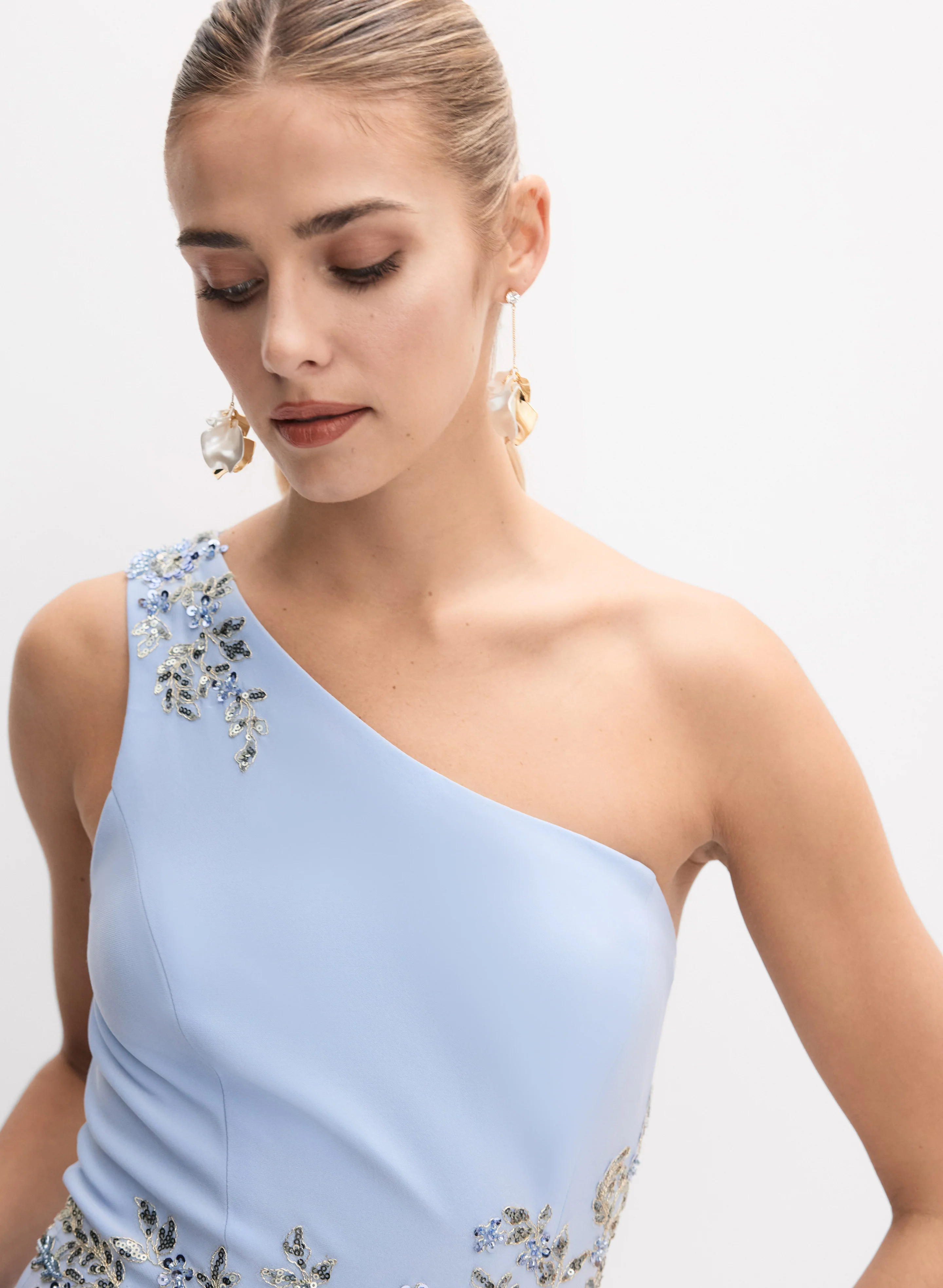 Sequined Single-Shoulder Dress - Image 3