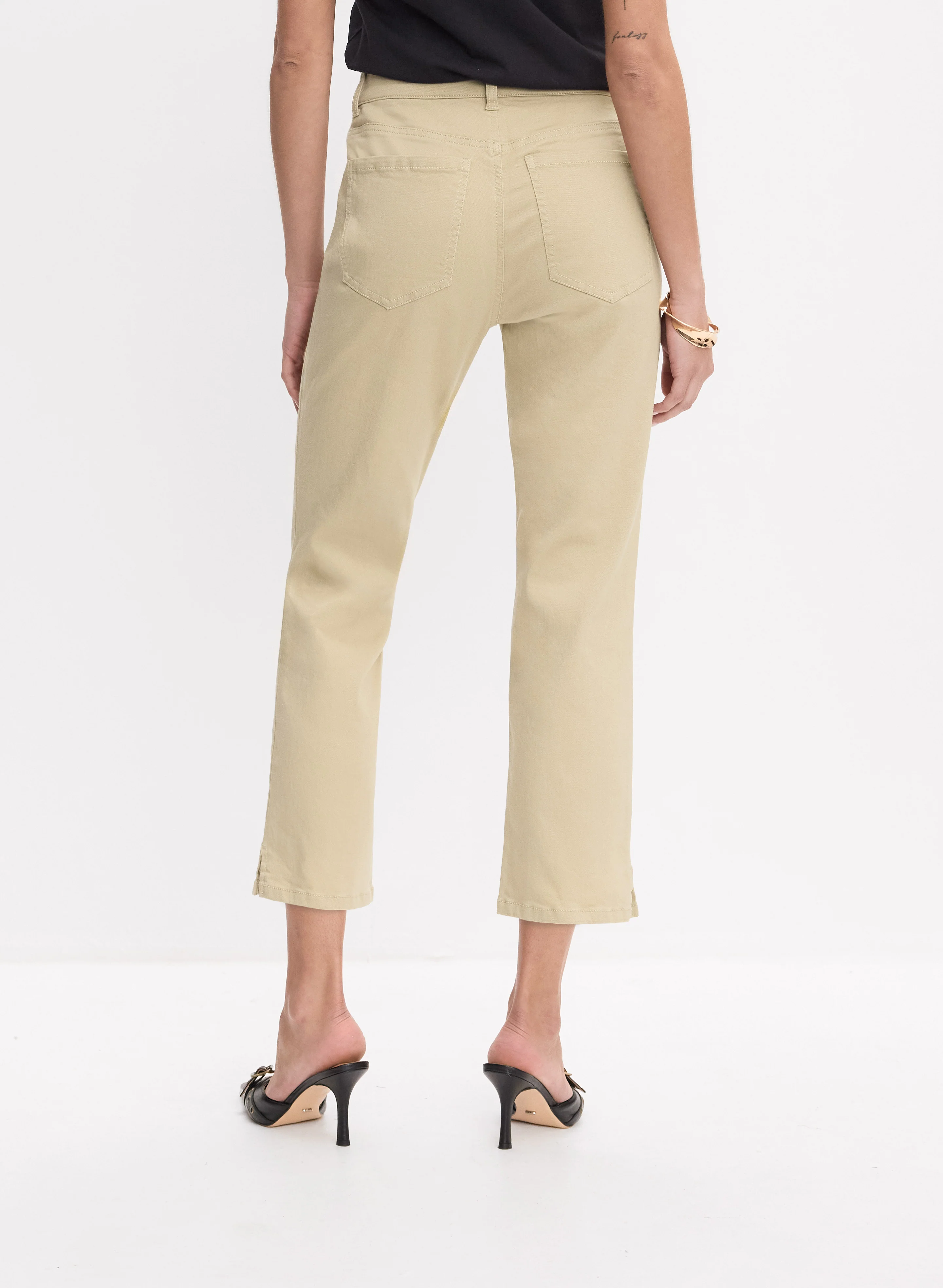 Straight-Leg Denim Capris - Image 3