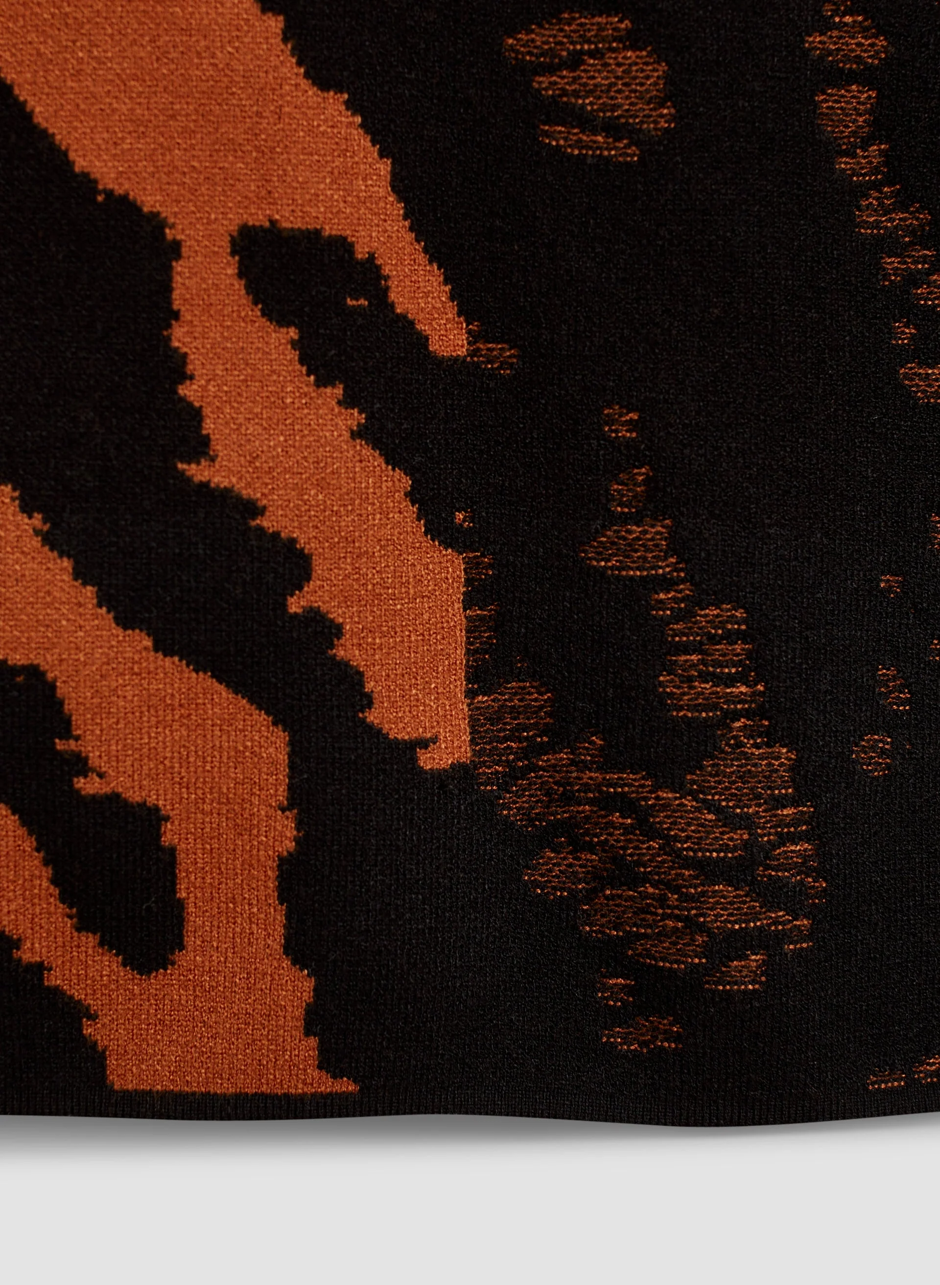 Tonal Zebra Motif Jacquard Sweater - Image 7